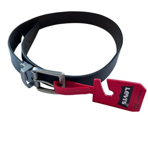 Levi's Boy's Big Kids Belt Size M Reversible Black/Brown Faux Leather 12LV020Z16 - Picture 1 of 7